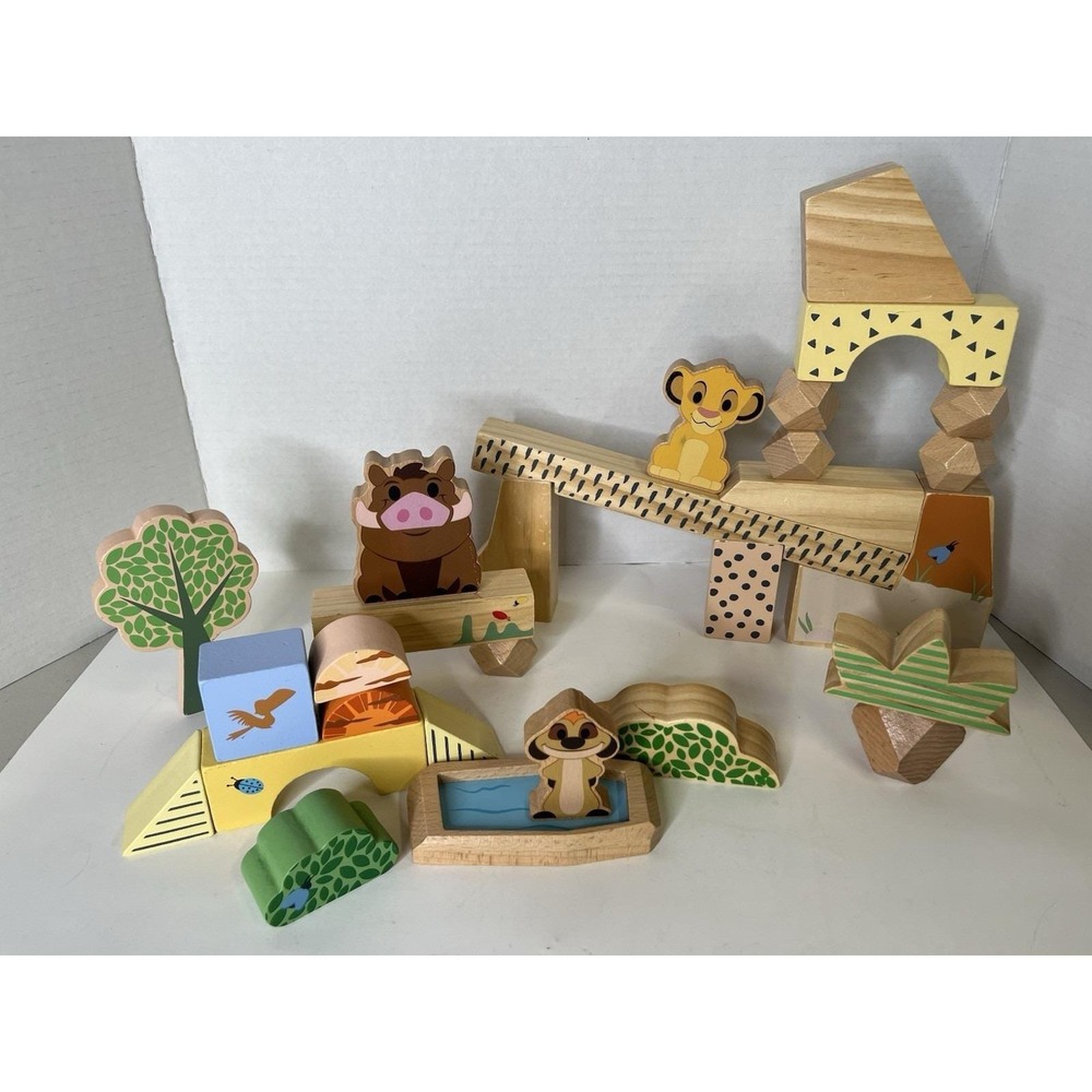 Just Play Disney Wooden Lion King Pride Rock Building Blocks set